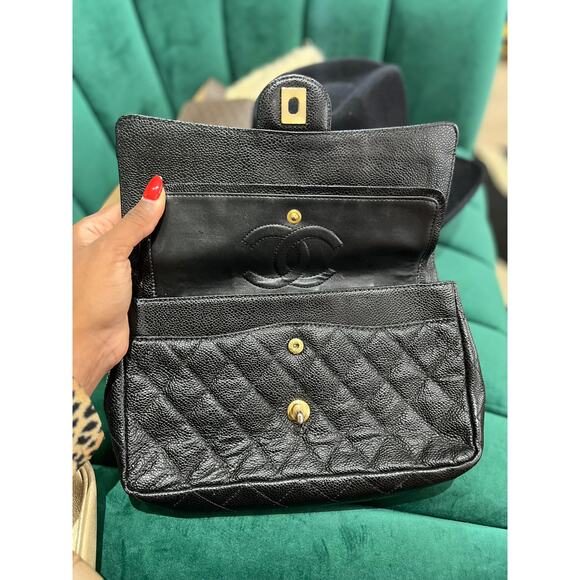 Chanel Caviar Quilted Medium Classic Double Flap Bag Black Gold Authentic - Picture 5 of 8